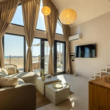 Oasis Village Eforie Nord מלון *